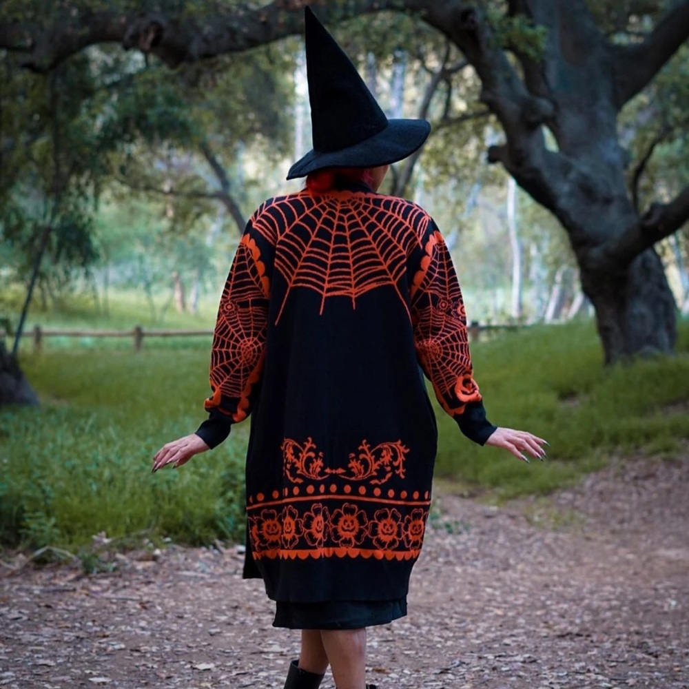 Backstitch Burja cardigan size 2xl